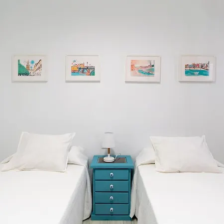 Con Garaje, Centro De Apartment