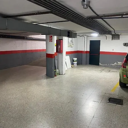 Con Garaje, Centro De